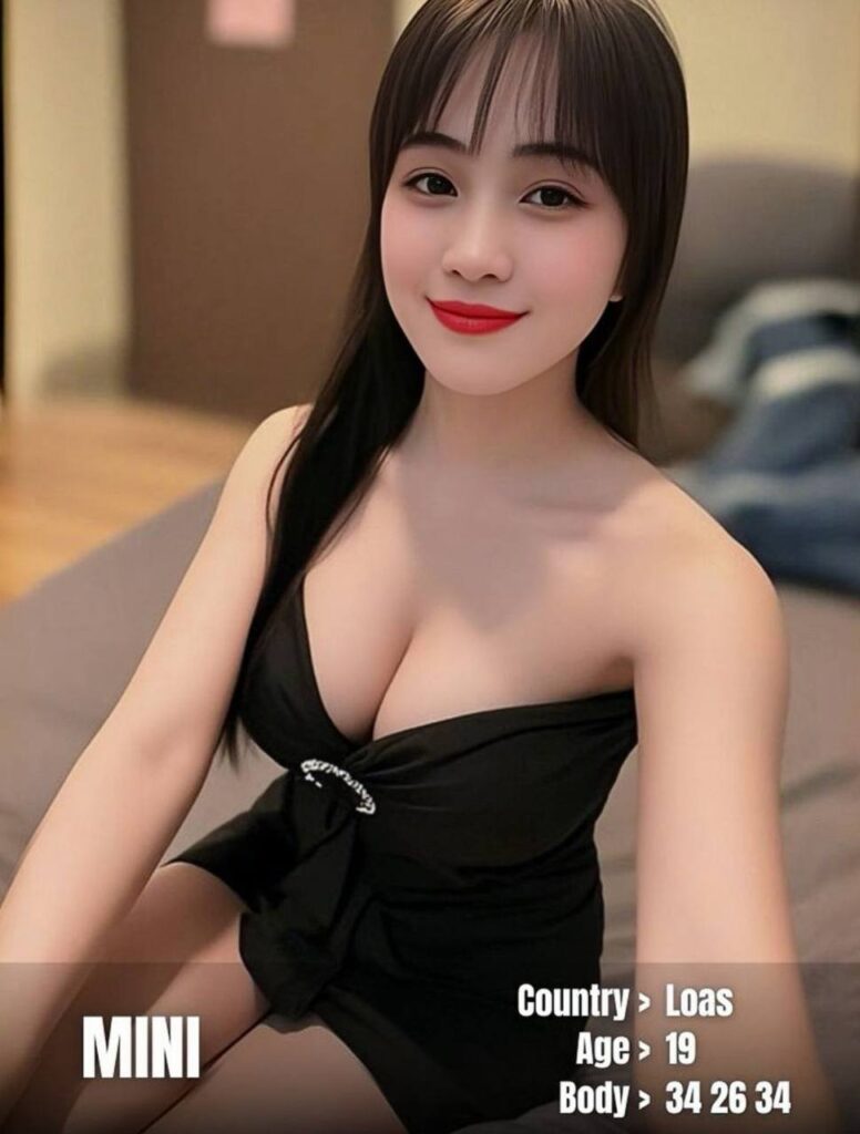 Hot Thai girl giving B2B massage in Seremban hotel room